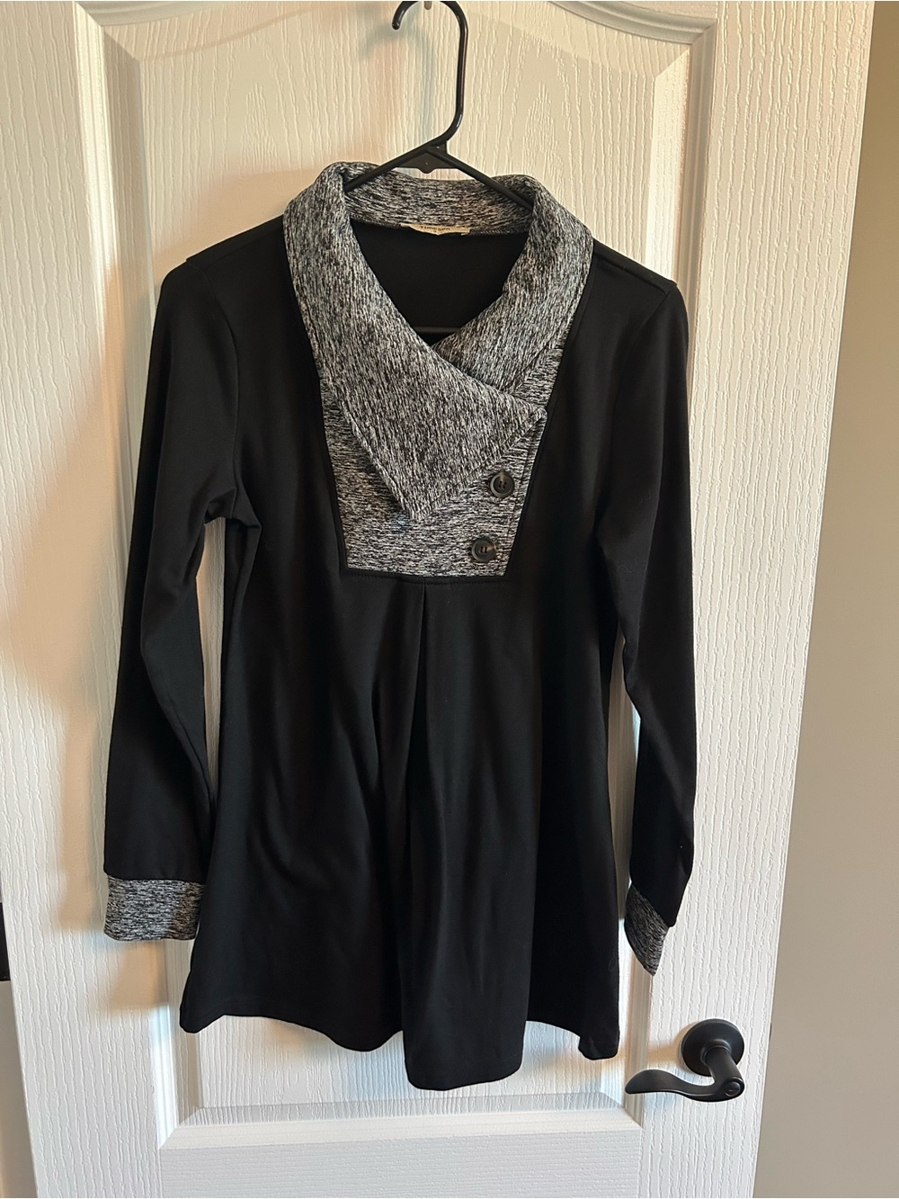 Black Tunic with Heather Gray Crossover Collar